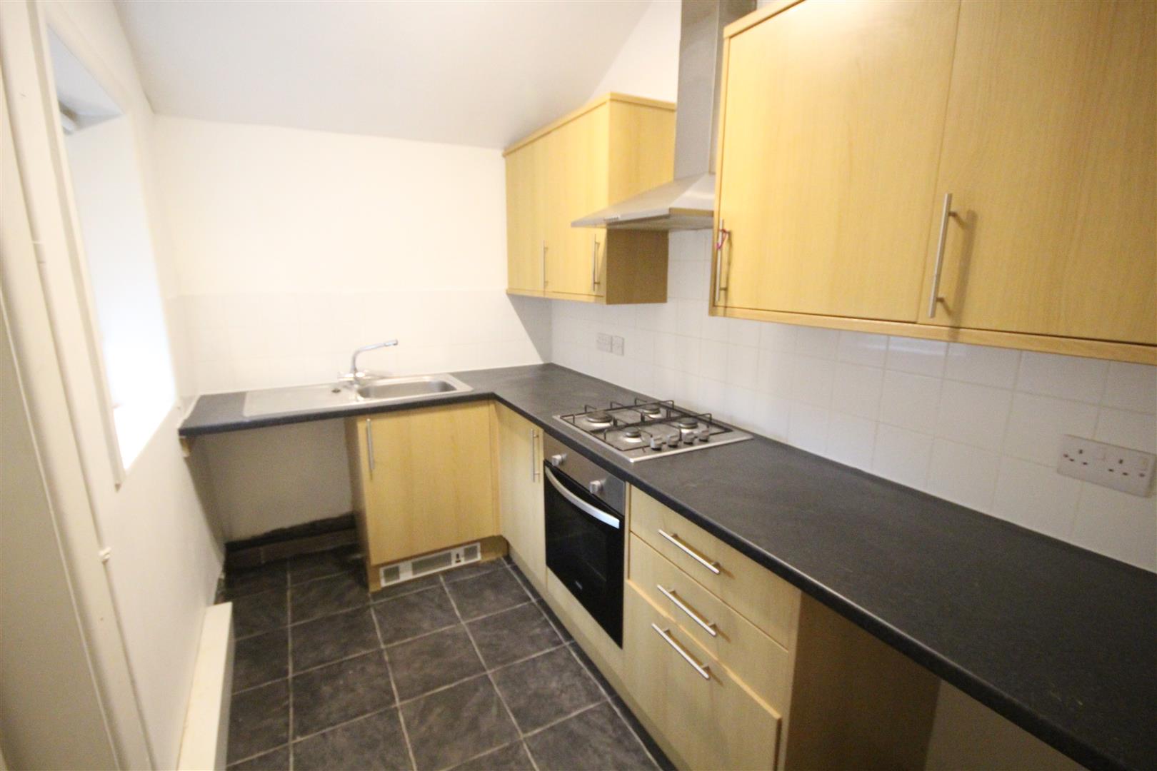 2 bedroom mid terrace house To Let in Barnoldswick - IMG_6237.jpg
